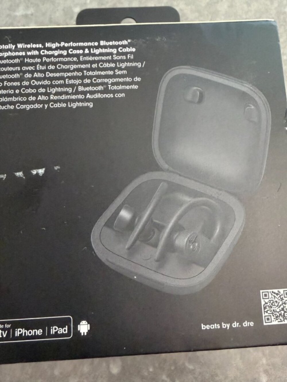 Beats Powerbeats Pro Totally Wireless Earbuds with Charging Case - Black - Picture 4 of 13